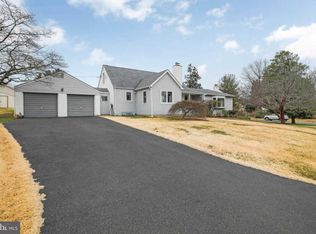 803 Fairview Ave, Feasterville Trevose, PA 19053