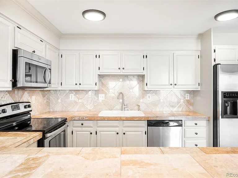 1551 Larimer St #2203 — Photo 10