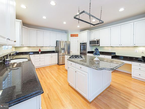 5th image of 6655 Avignon Blvd
