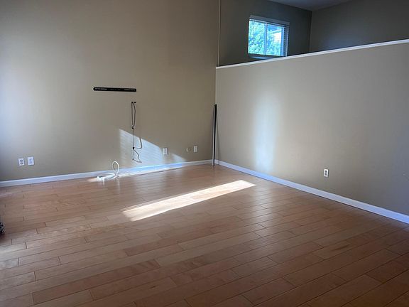 3rd image of 11260 Overland Ave APT 13A