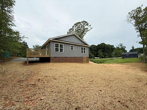 4th image of 188 Walnut Rd