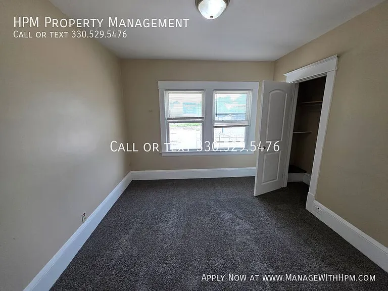 569 E Exchange St — Photo 7