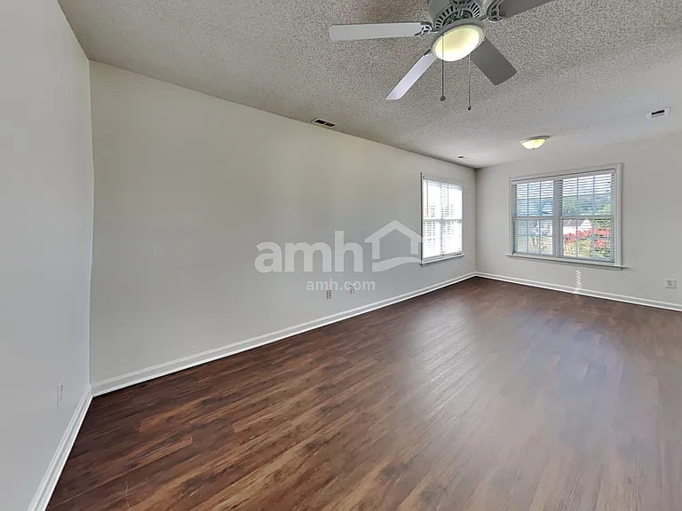 5464 Grand Traverse Dr — Photo 11