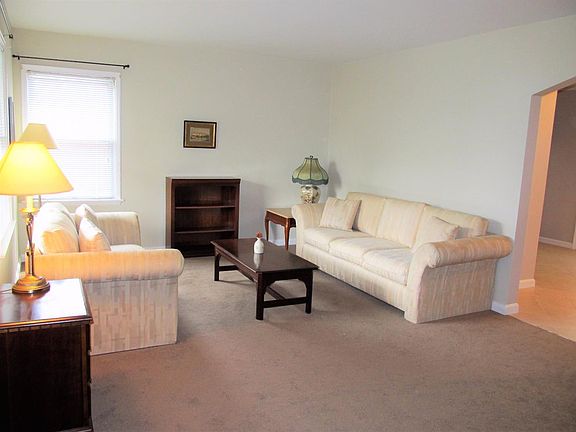 4th image of 5507 Karen Ave