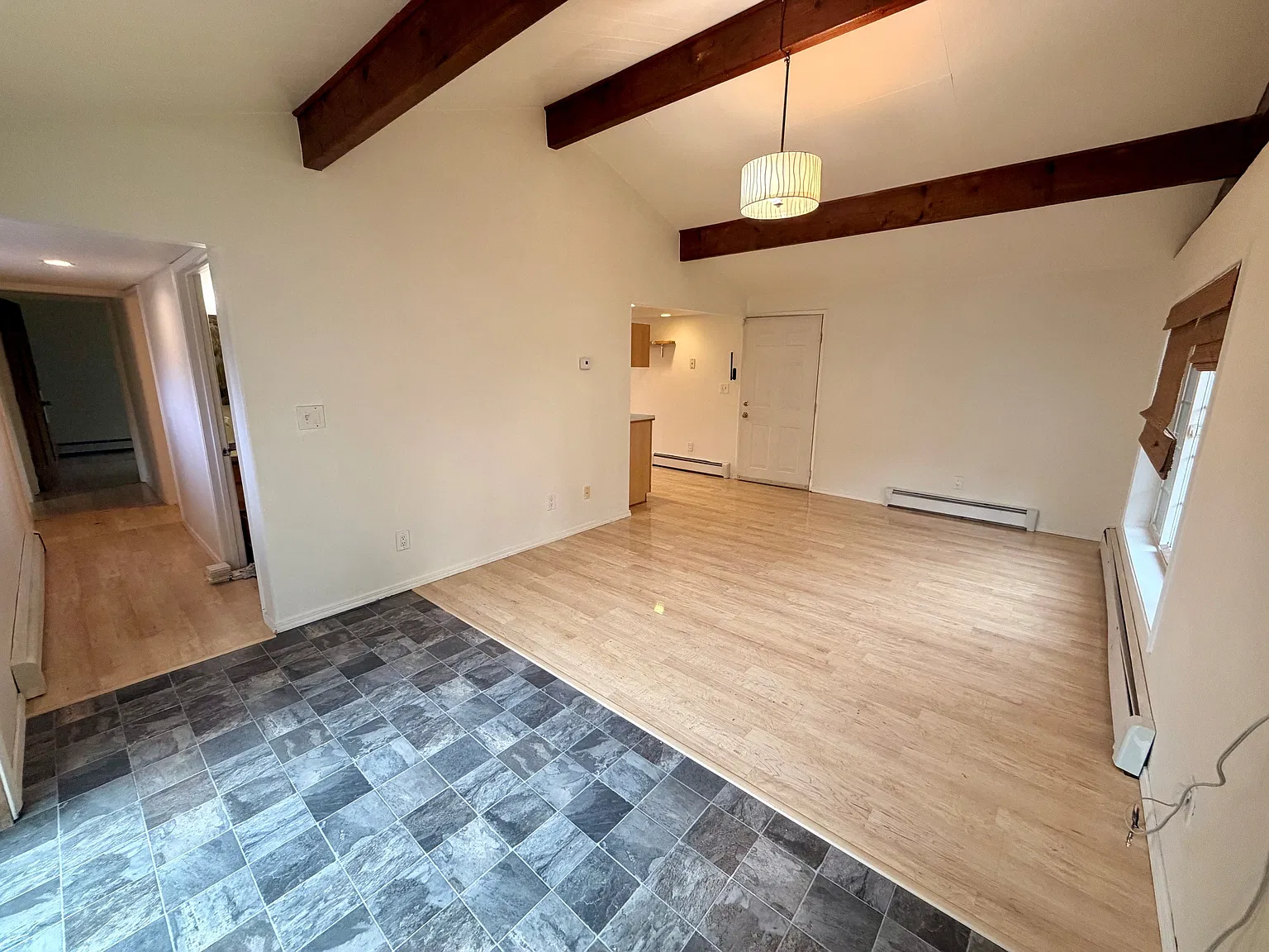 2 bed, 876 sqft, $2,000 — Photo 3