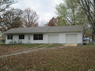 22535 Green Gables Ln, Lebanon, MO 65536