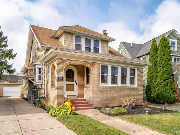 104 Larchmont Rd, Buffalo, NY 14214
