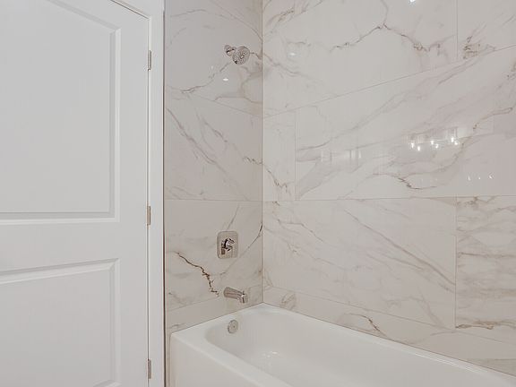 2nd image of 406 Bella Sol Way #1