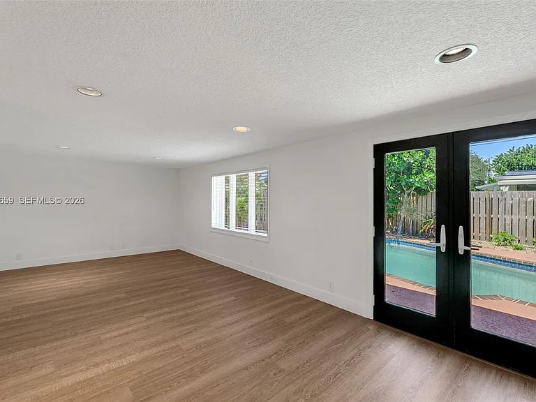 6341 NE 22nd Ave — Photo 19