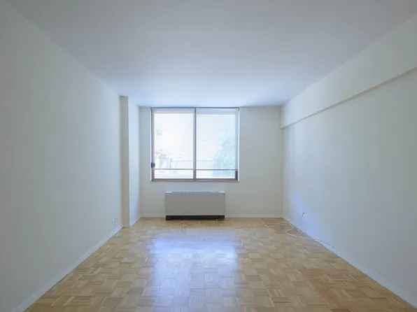 393 West 49th Street 2U image 12 of 12