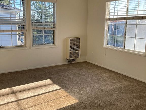 3rd image of 1223 19th St APT A