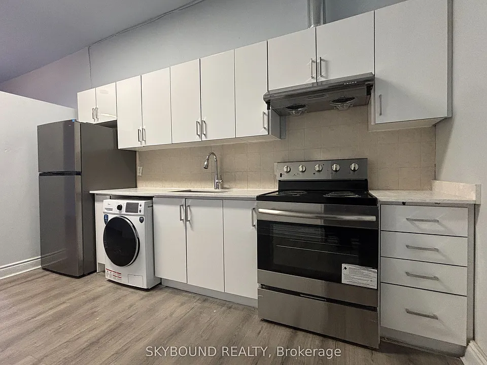 527 Queen St W #2A