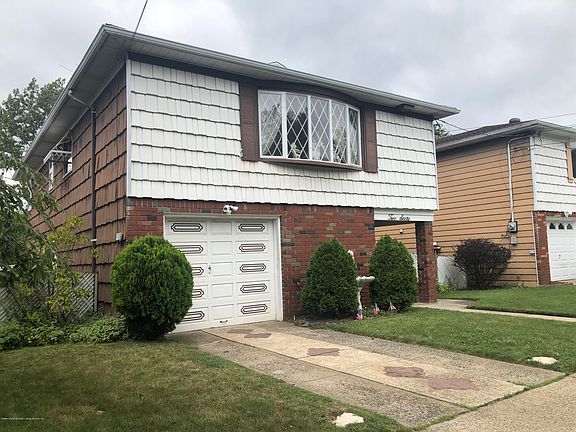 2nd image of 260 Granite Ave
