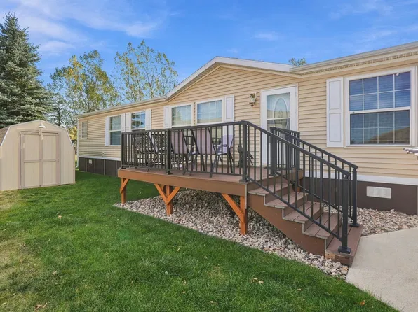 1216 Foothills Dr, Spearfish, SD 57783