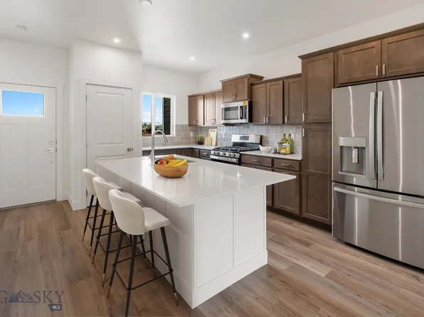 713 Spaniel Ln, Belgrade, MT 59714