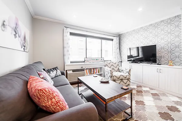Sold by Owner | media 5
