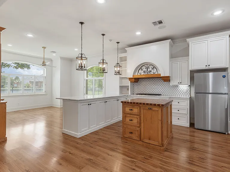 105 Woodbine Dr — Photo 18