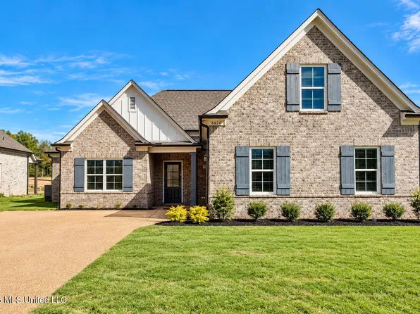 6424 River Ln, Walls, MS 38680