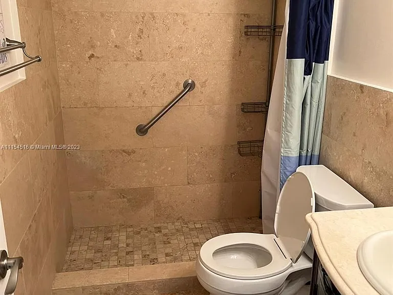 3725 S Ocean Dr #301 — Photo 5
