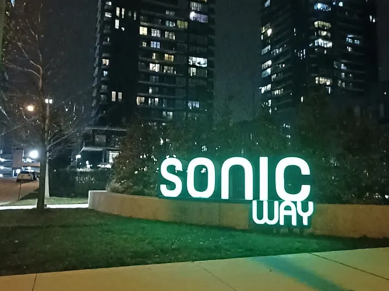 6 Sonic Way #N501 — Photo 1