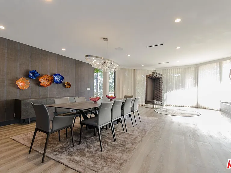 510 Leslie Ln #B — Photo 6