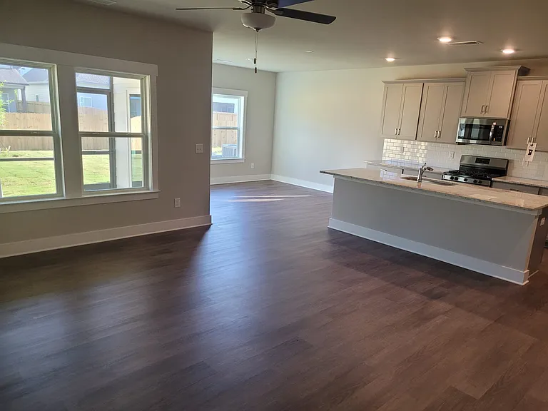 2073 Firelight Way — Photo 8