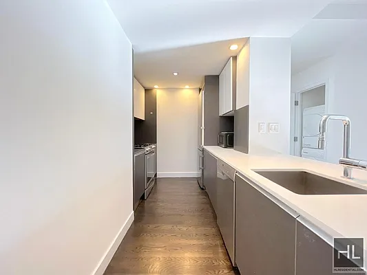 Rented by Highline Residential | media 4