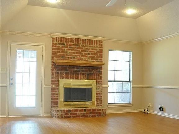3rd image of 18351 Stillwood Ln