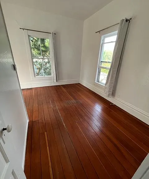 1419 De La Vina St #16 — Photo 6