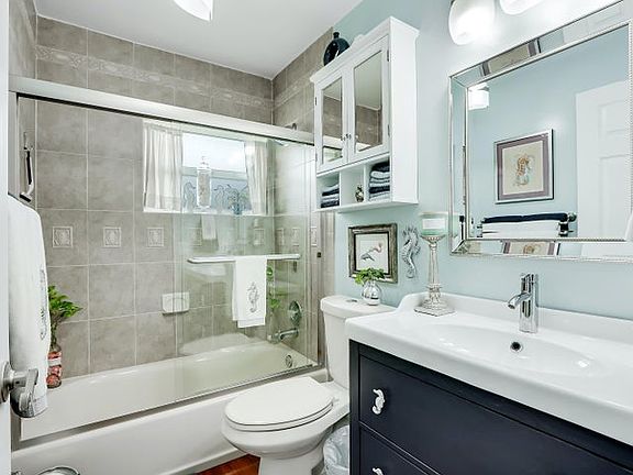 5th image of 22053 Flanders Ct