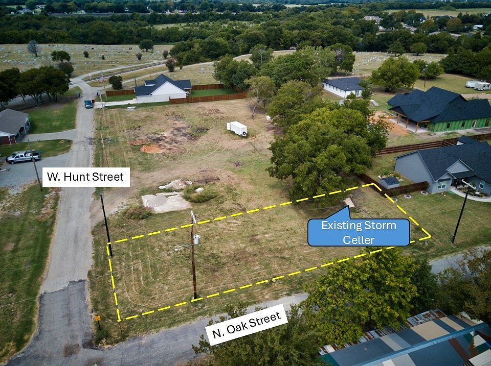 1st image of 400 W Hunt St