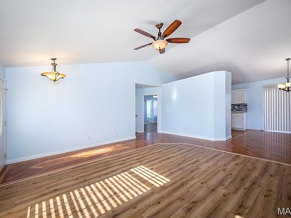 5th image of 1459 Cochise Dr