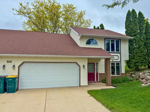 101 Northlawn Dr #A, Cottage Grove, WI 53527