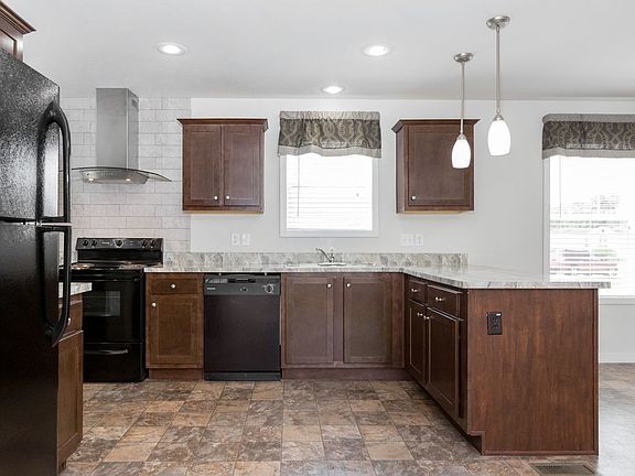 5th image of 849 Manor Ln #154