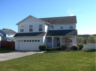 962 SW Thornberry Dr, Oak Harbor, WA 98277