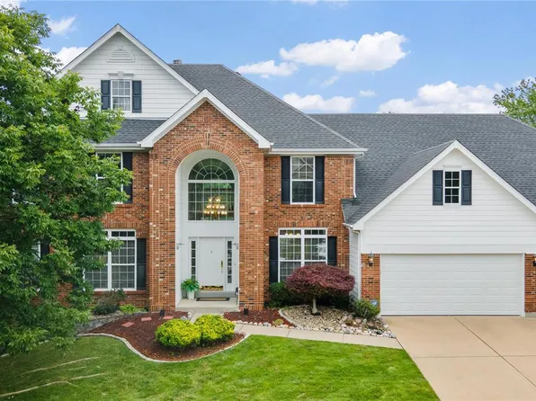 17710 Westhampton Woods Dr, Chesterfield, MO 63005