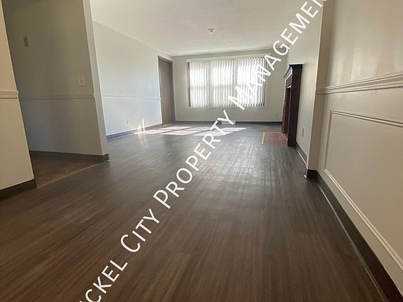 5th image of 276 Glenhaven Dr