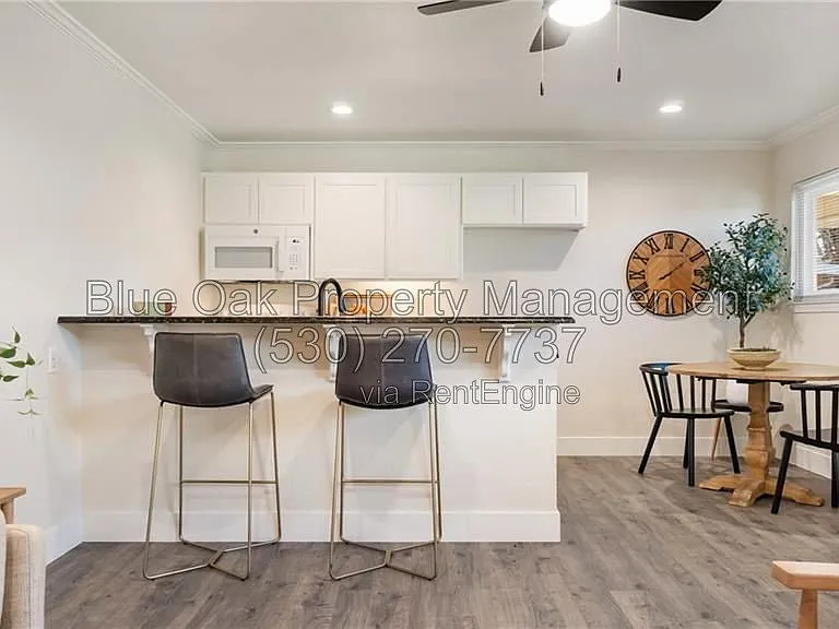 141 W Lassen Ave #4 — Photo 4