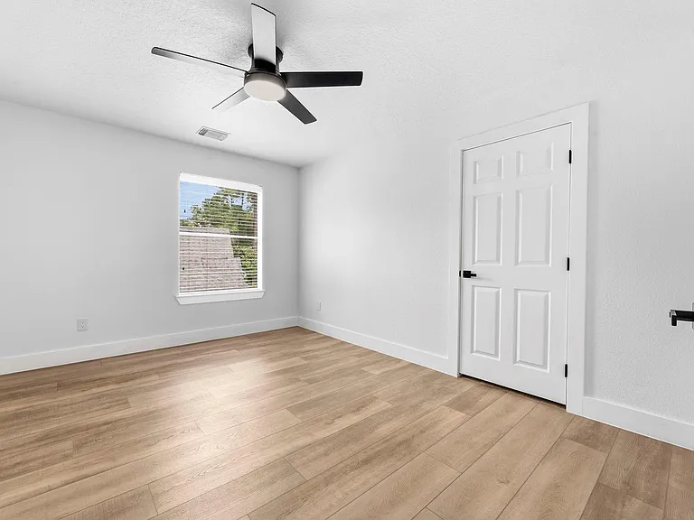 138 W Stockbridge Landing Cir — Photo 25