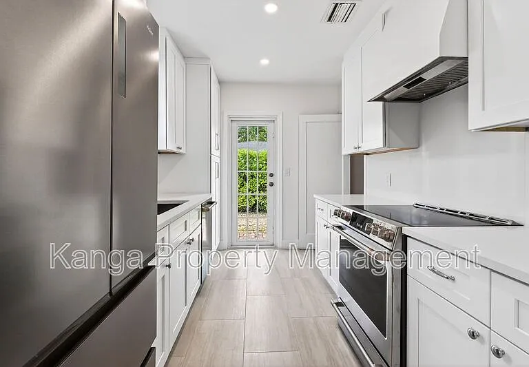 236 Greymon Dr — Photo 22
