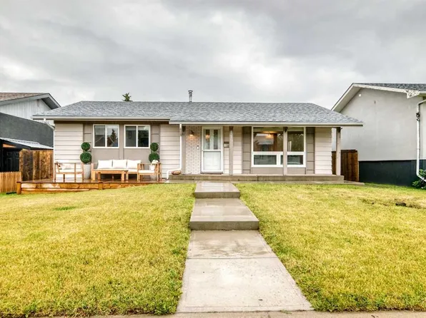 119 N Maitland Rise NE, Calgary, AB T2A 4Z1