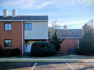 119 Nightingale Ct, Old Bridge, NJ 08857