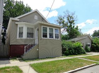 1220 2nd St, Rensselaer, NY 12144