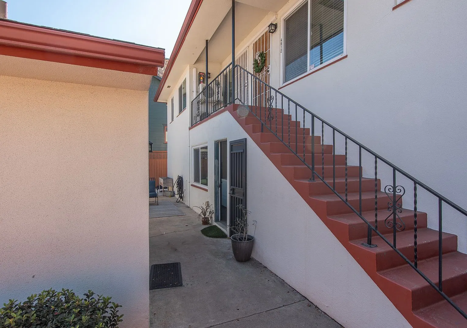 4608-4612 Marlborough Dr 4-Plex — Photo 2
