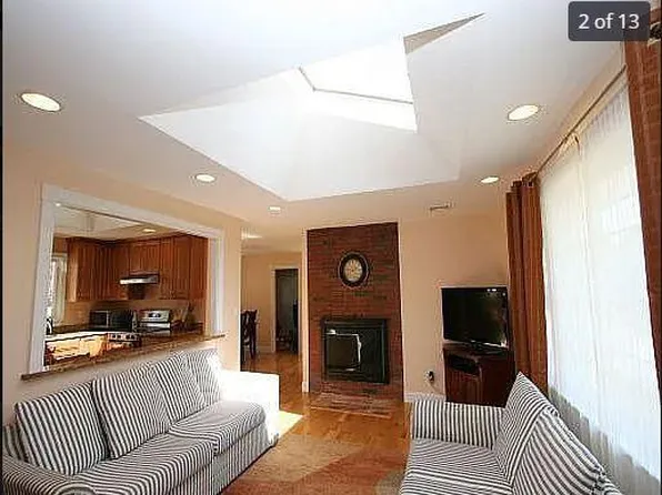 3 Fairview Dr, Southborough, MA 01772