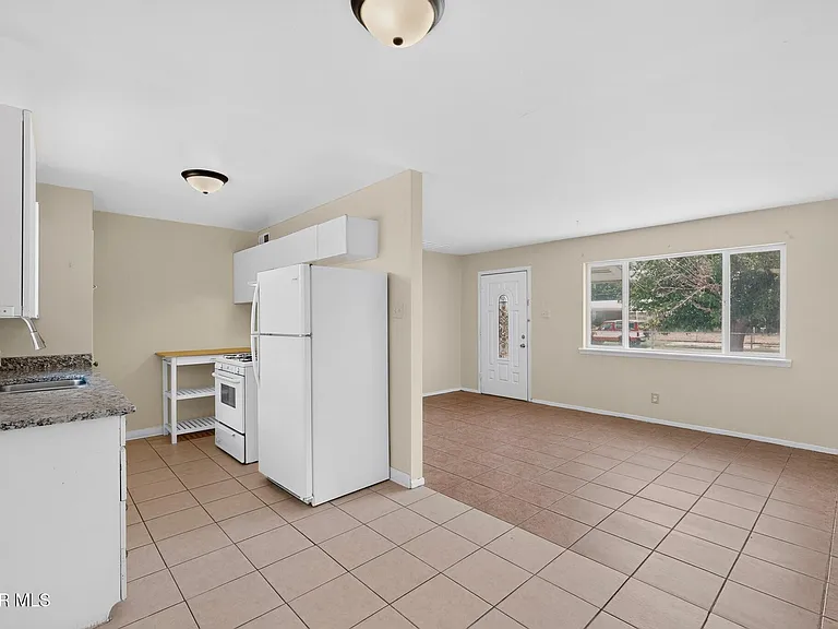 9545 Verbena Dr — Photo 12