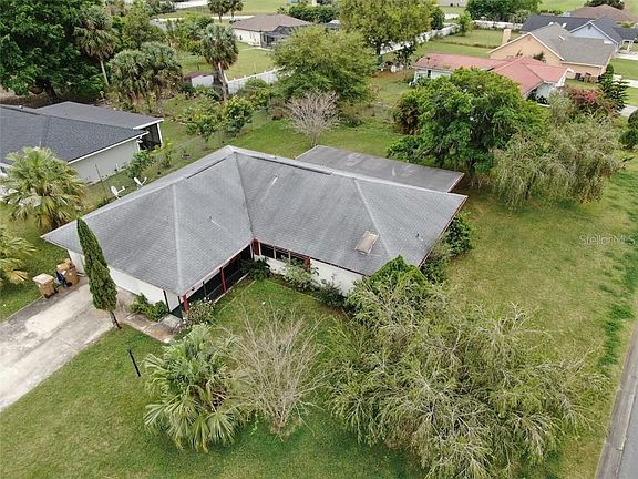3rd image of 23 Amalfi Way