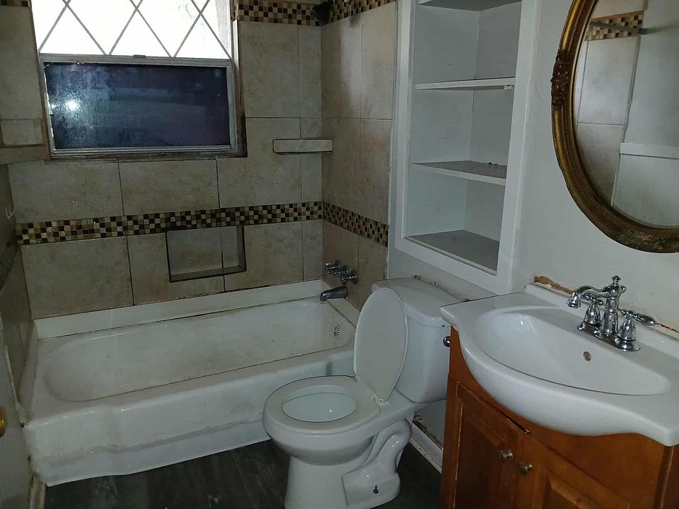 2nd image of 19 Clement Dr