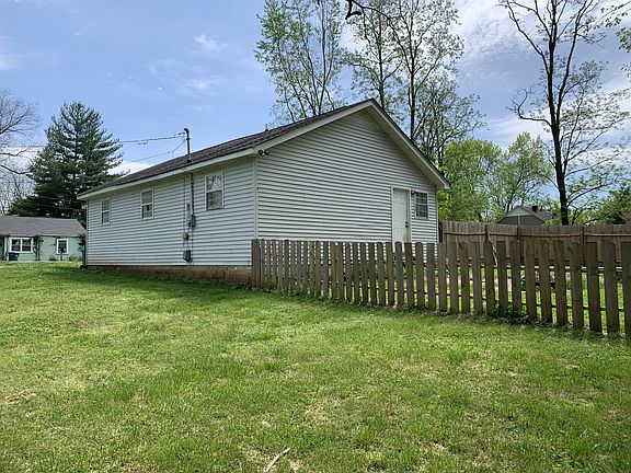 5th image of 425 Laura Ave