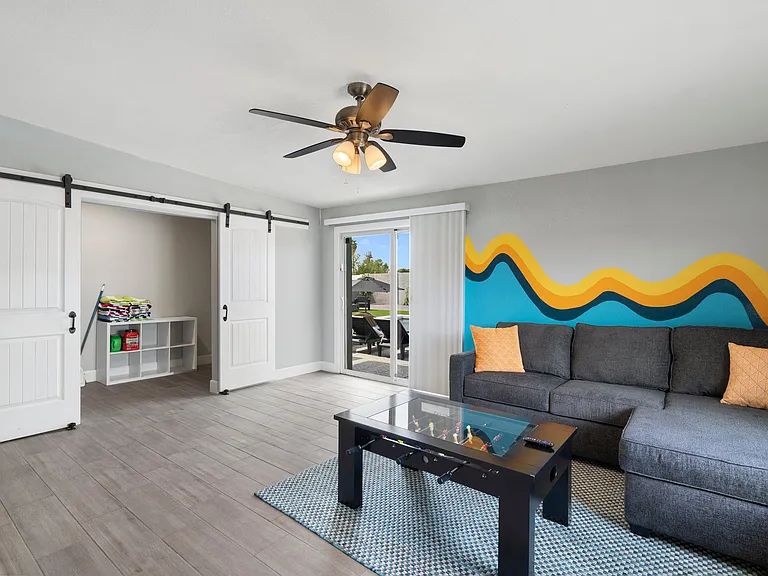 1812 N 48th Pl — Photo 39